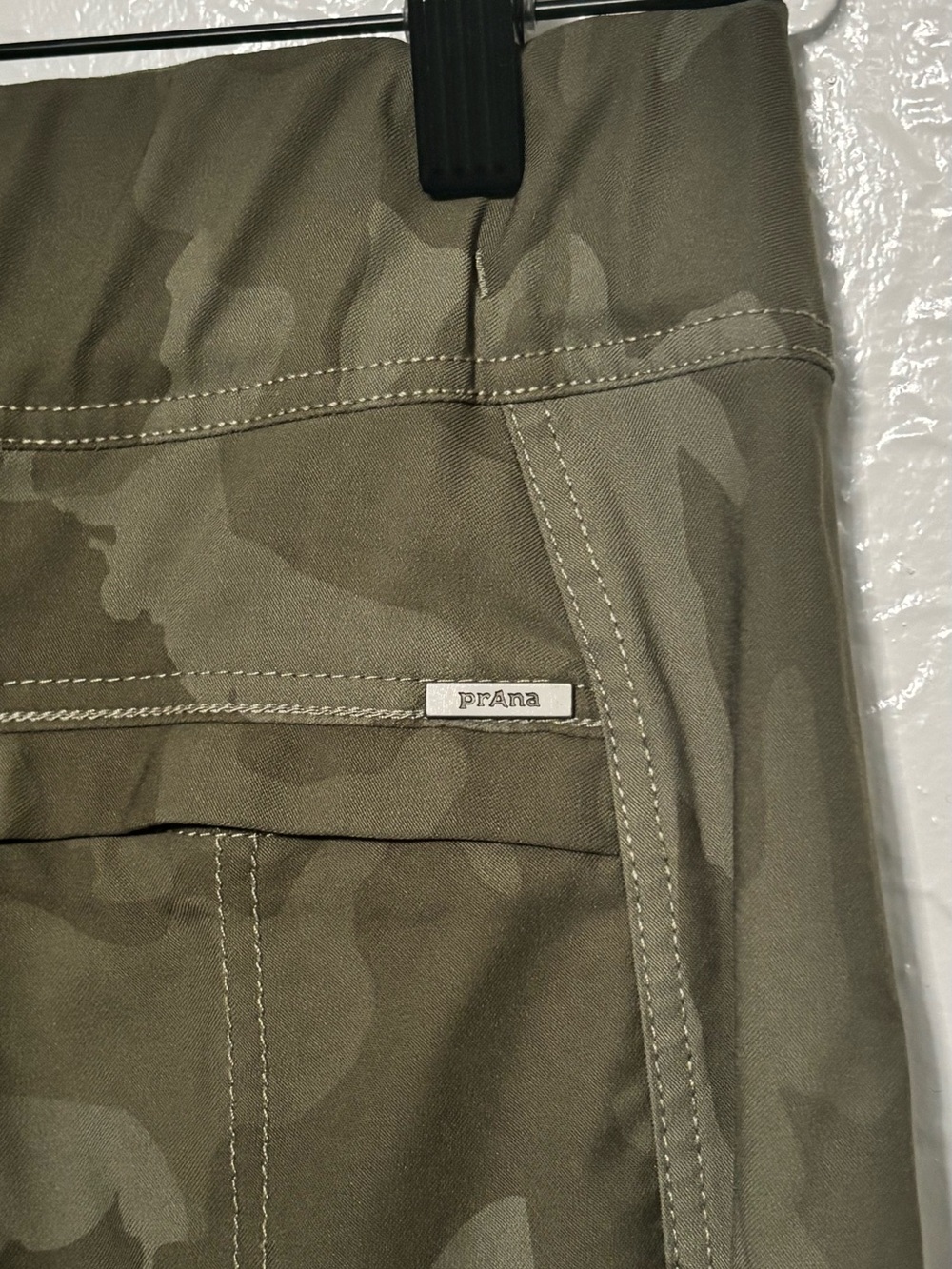 Prana Skinny Fit Green Camo Cargo Pants Size S - Picture 7 of 10